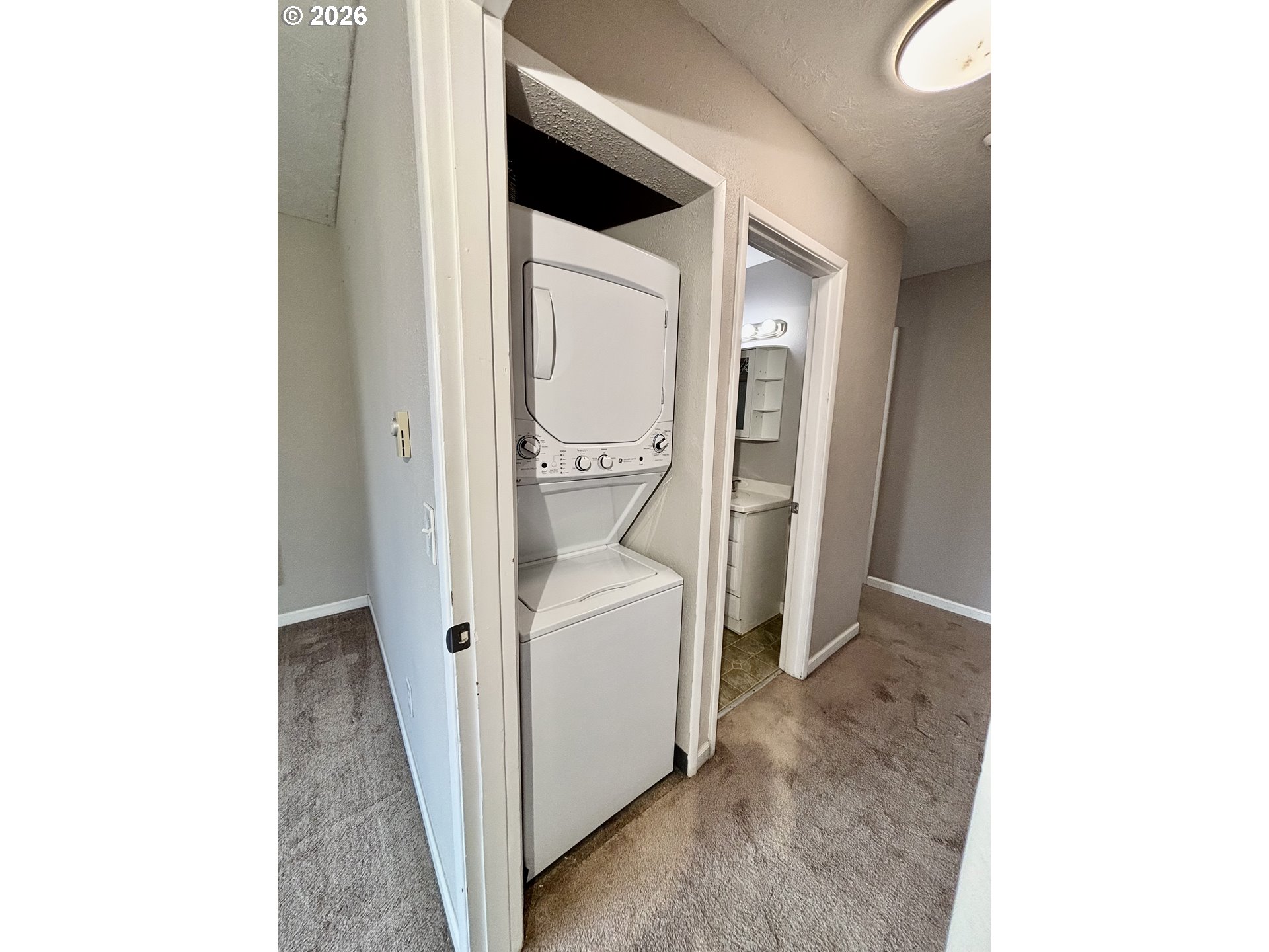 2058 Ne Hogan Dr Property Photo 30