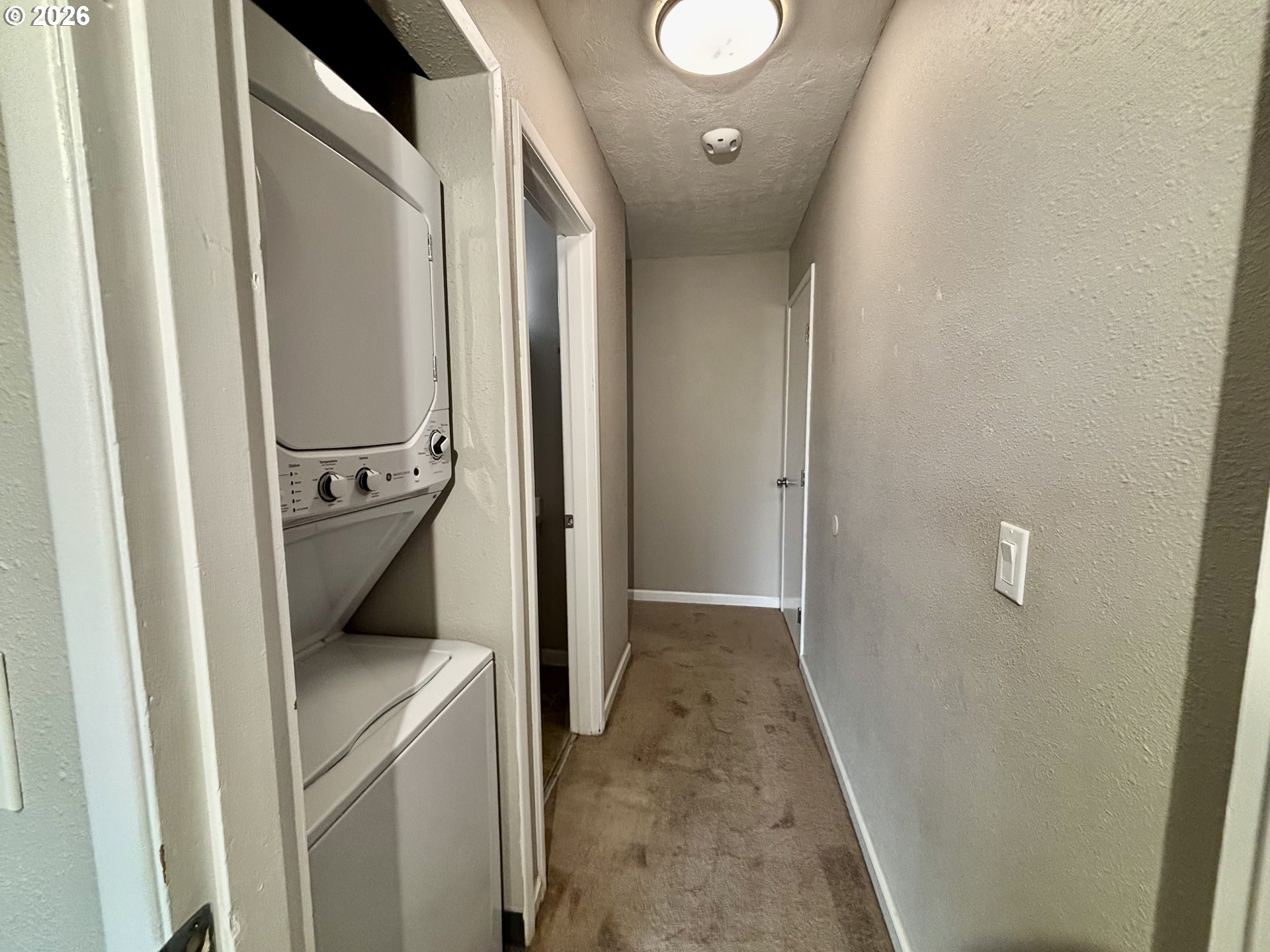 2058 Ne Hogan Dr Property Photo 31