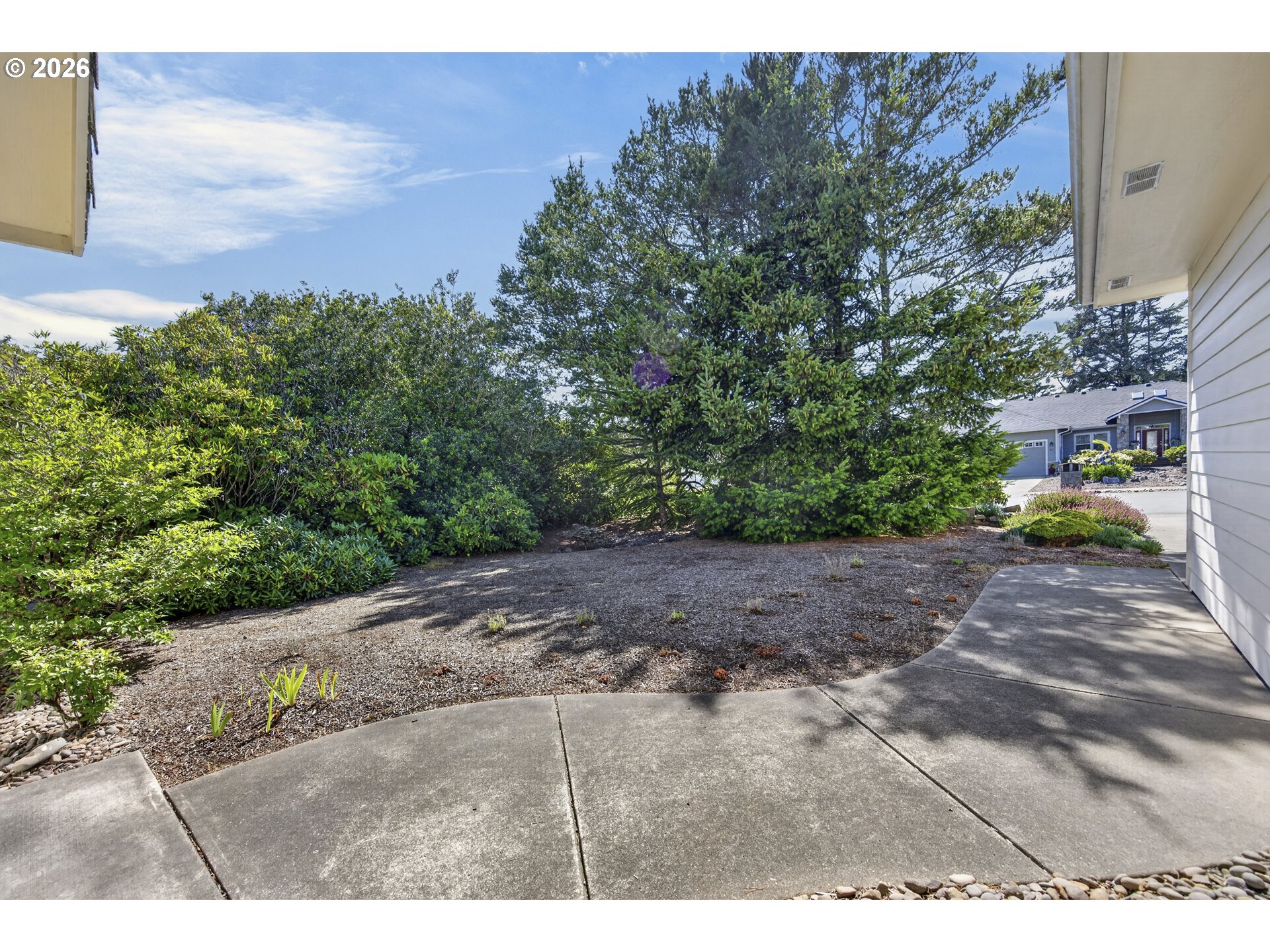 131 Shoreline Dr Property Photo 3