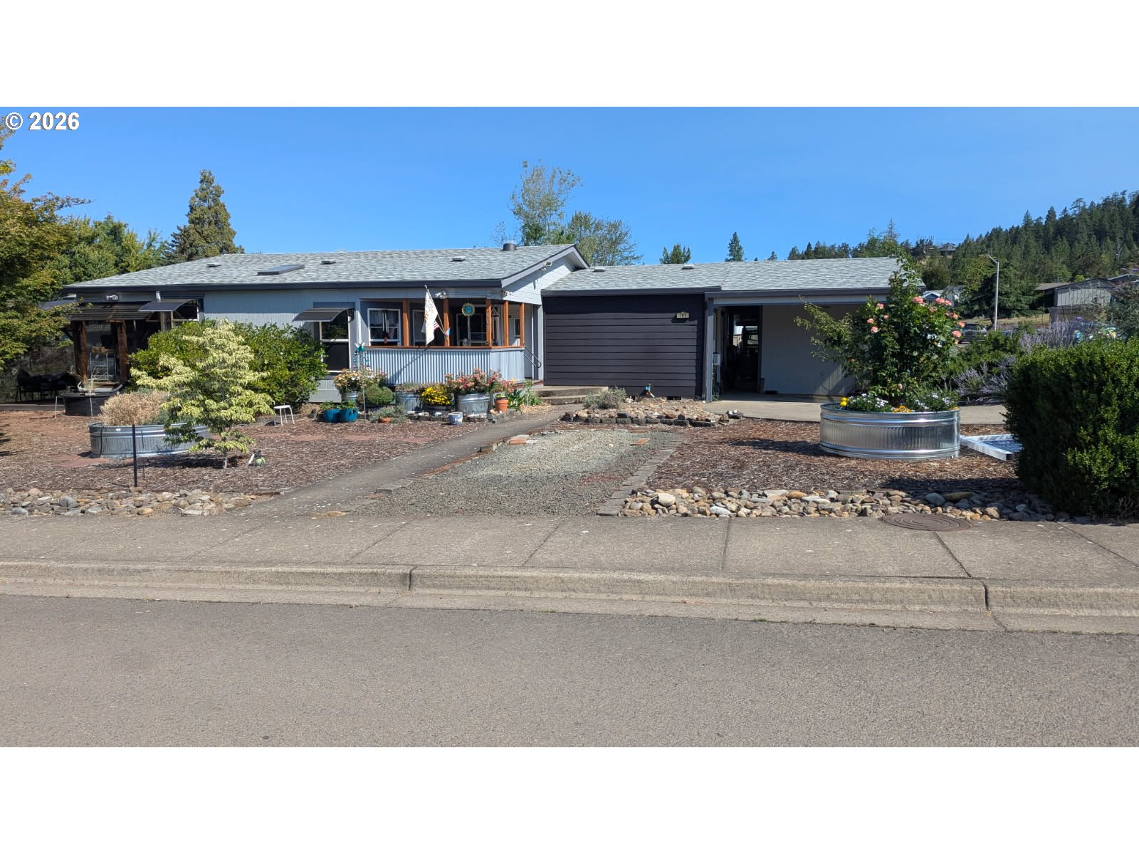 403 Carol ST Property Photo 1