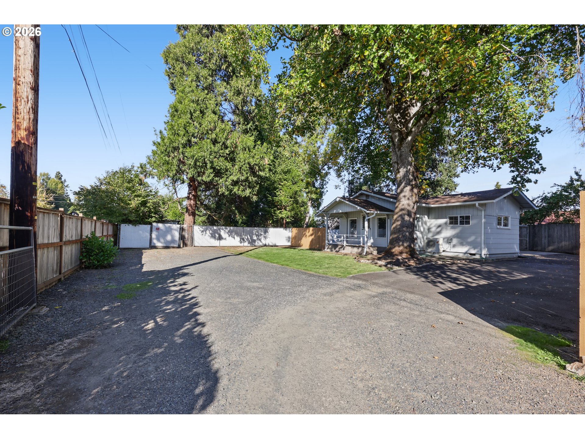 2620 G St 2 Property Photo 3