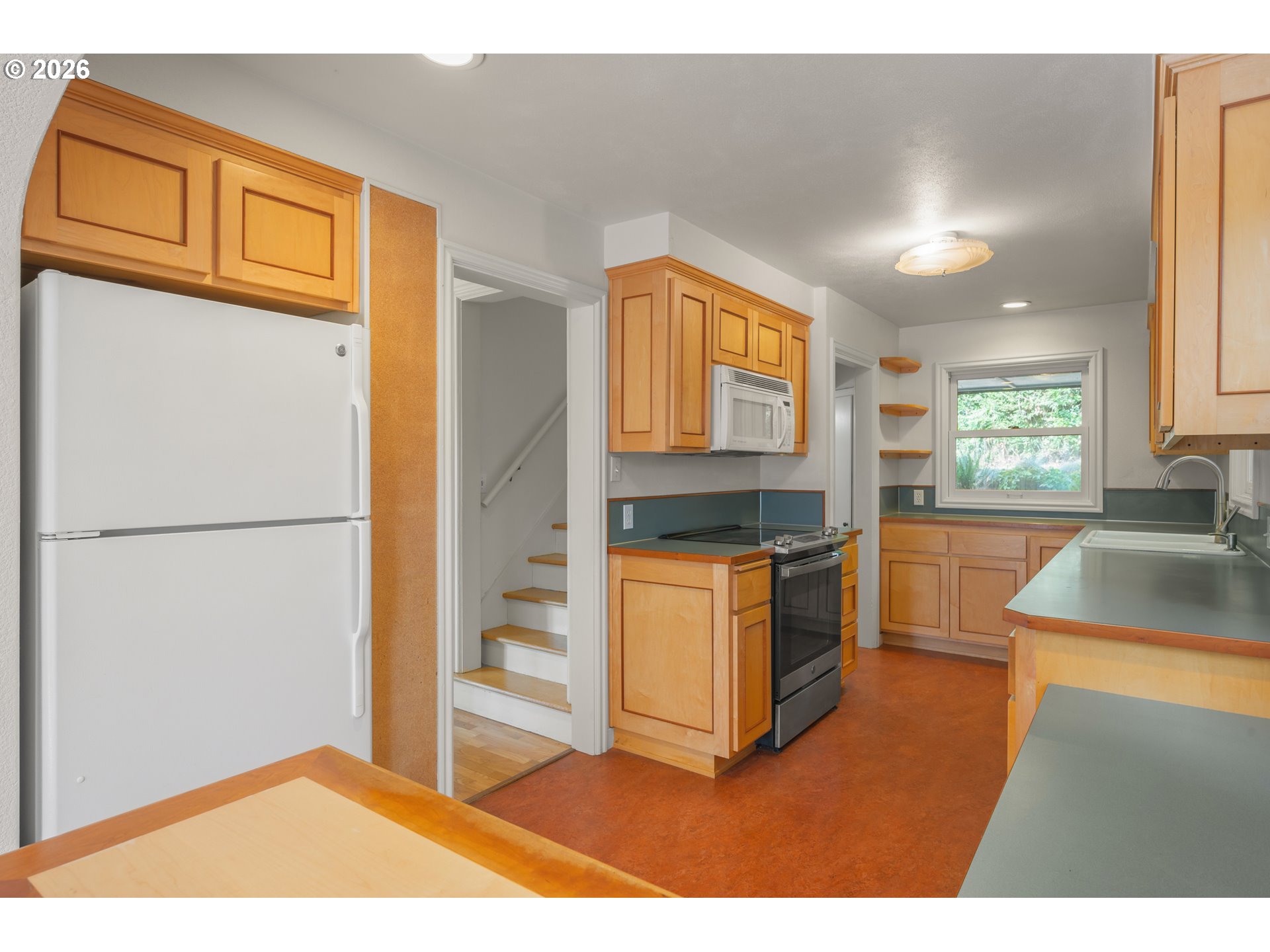 2362 Charnelton St Property Photo 14