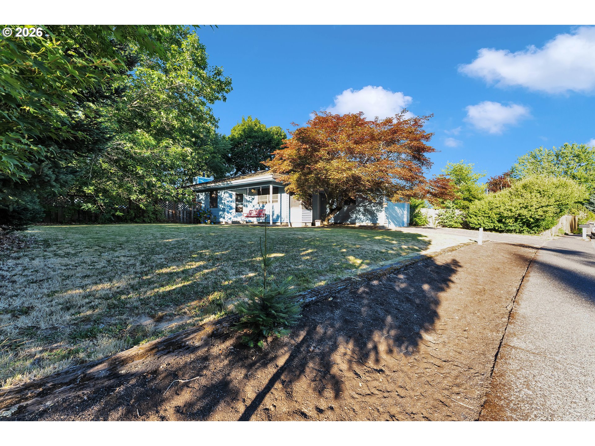 600 E Mountainview Dr Property Photo 4