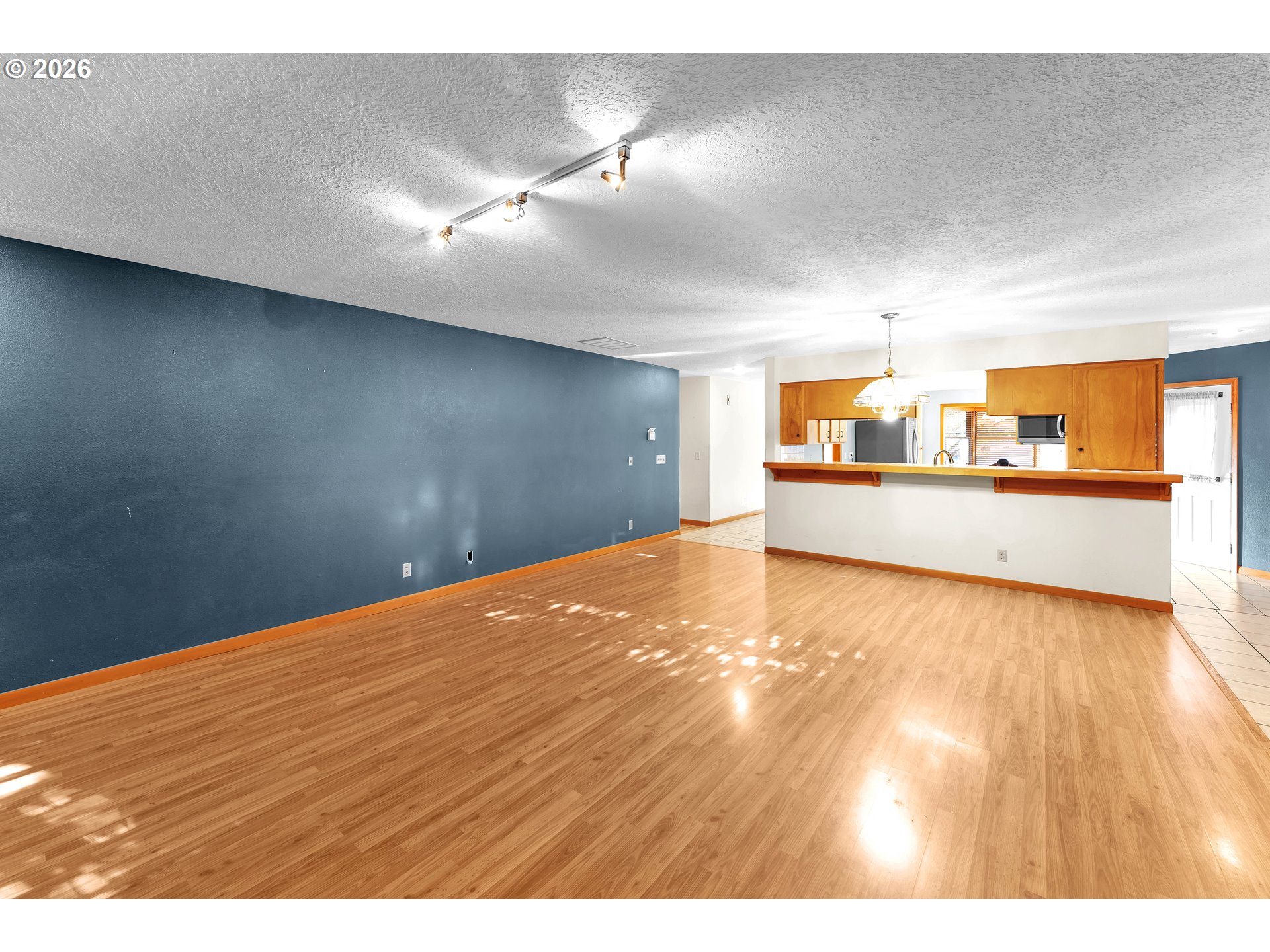 600 E Mountainview Dr Property Photo 11