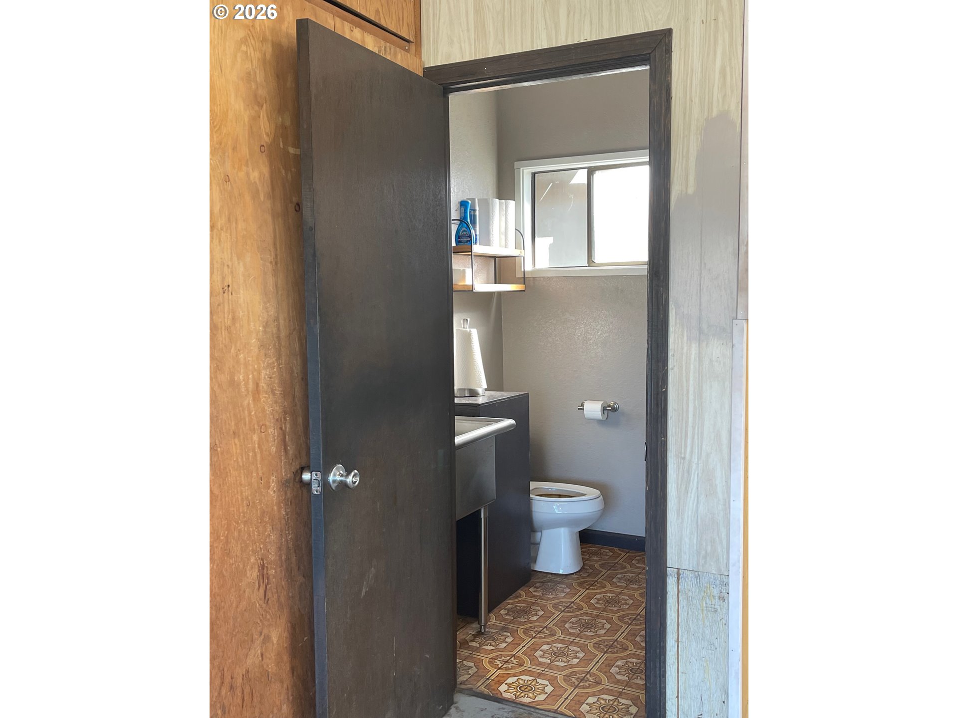 17308 Highway 99e Property Photo 8
