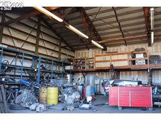 17308 Highway 99e Property Photo 13