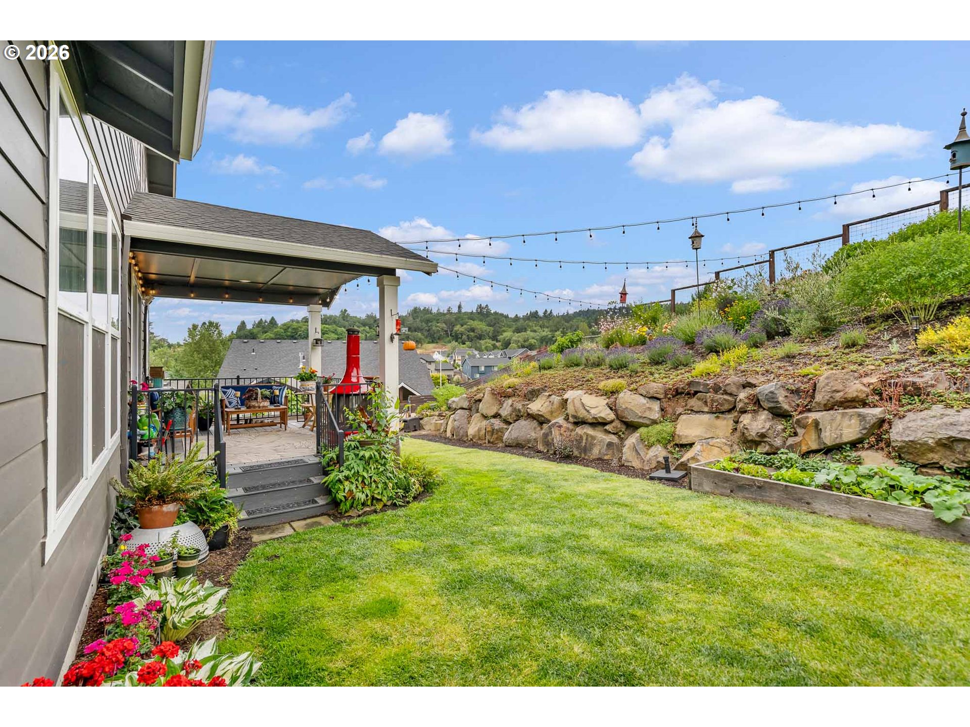 2893 Nw Mt Ashland Ln Property Photo 30