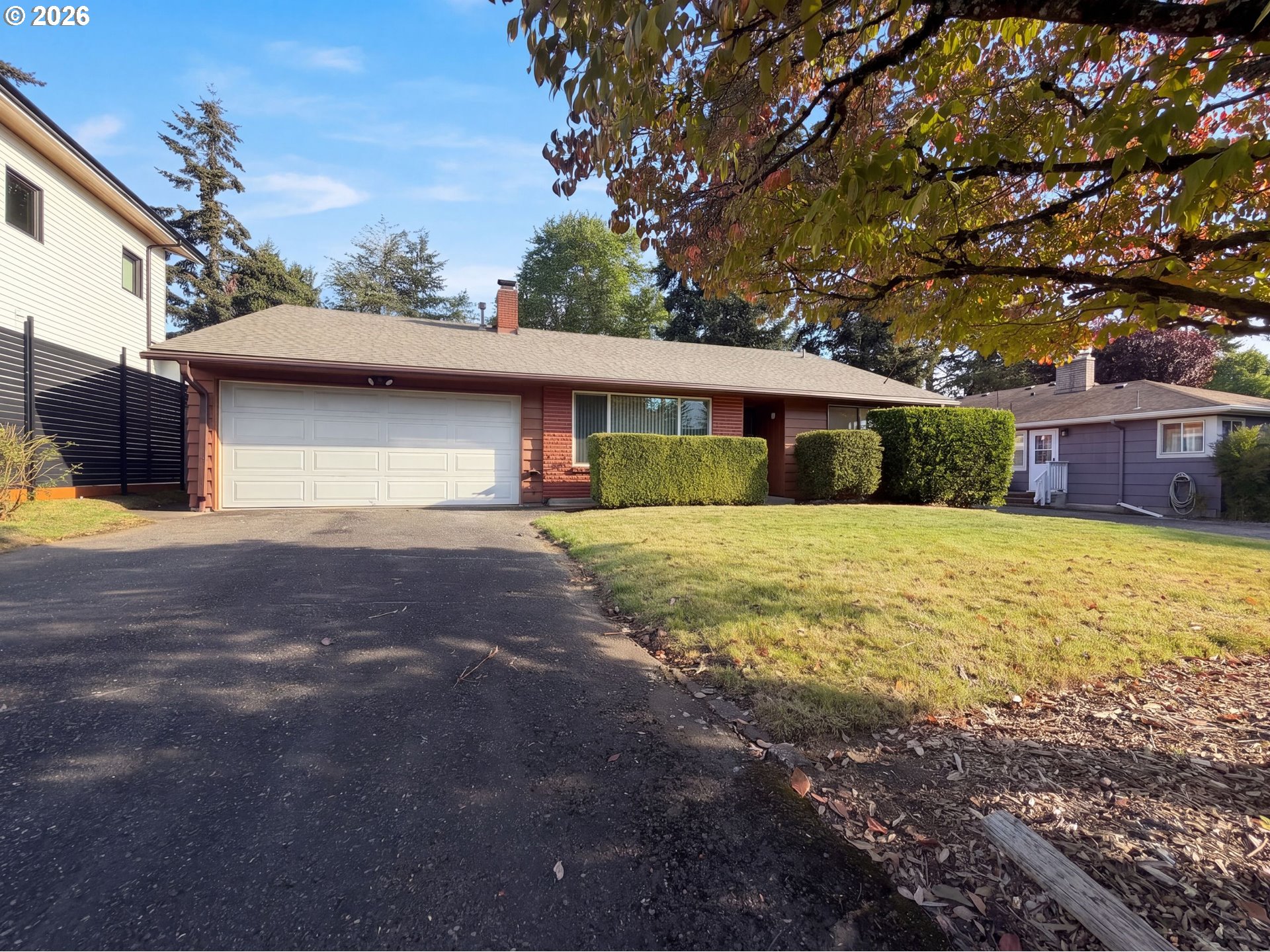 10235 Ne Thompson St Property Photo 1