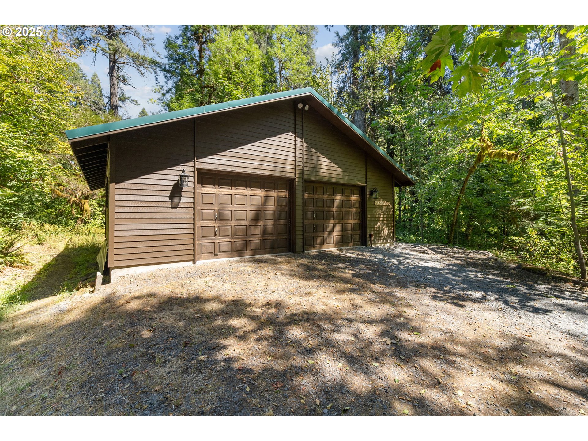 Mckenzie River Dr 1800 Property Photo 6