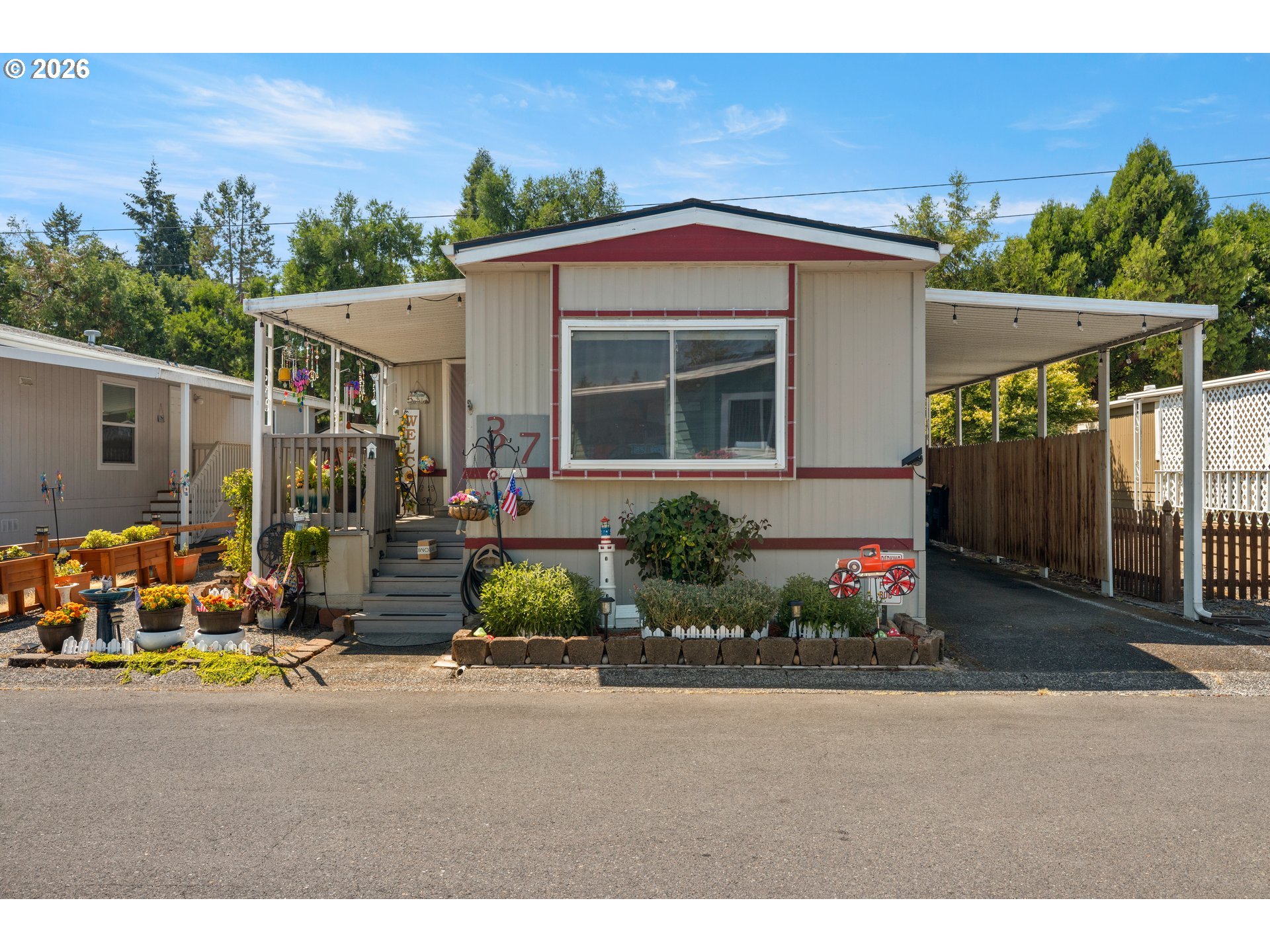 13640 Se Highway 212 #37 Property Photo 1