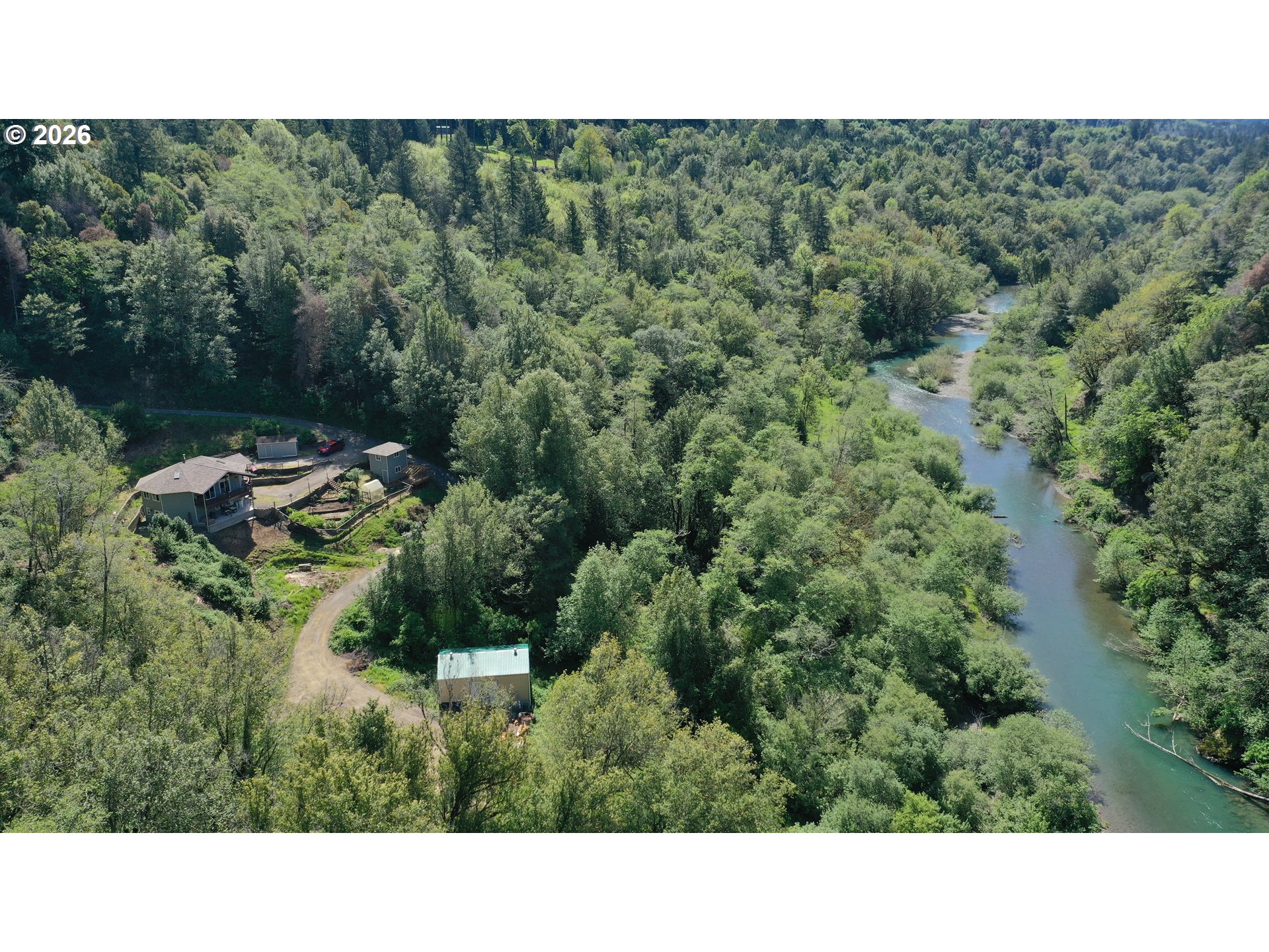 17638 Lewis Creek Rd Property Photo 2
