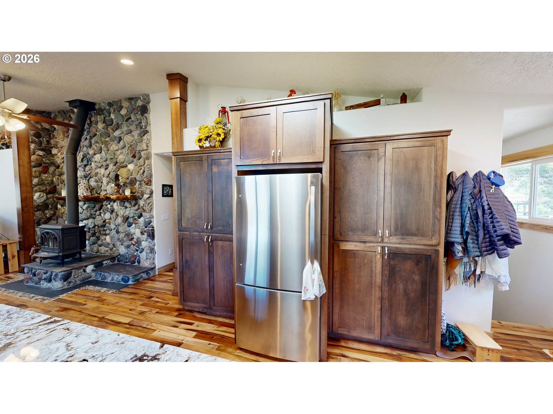 17638 Lewis Creek Rd Property Photo 7