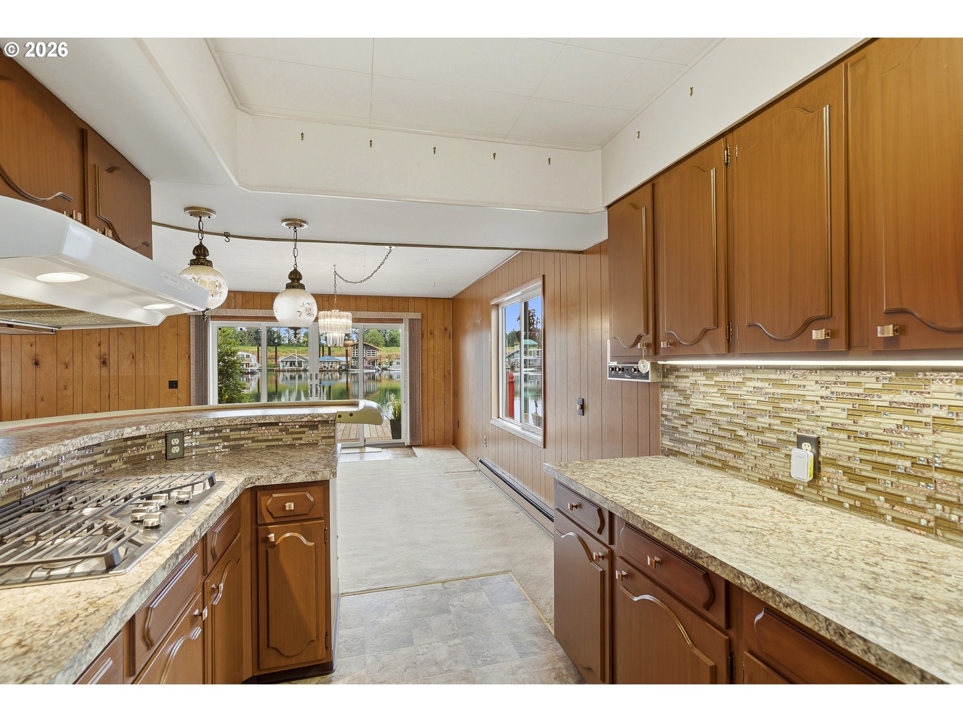 550 N Tomahawk Island Dr. Property Photo 13