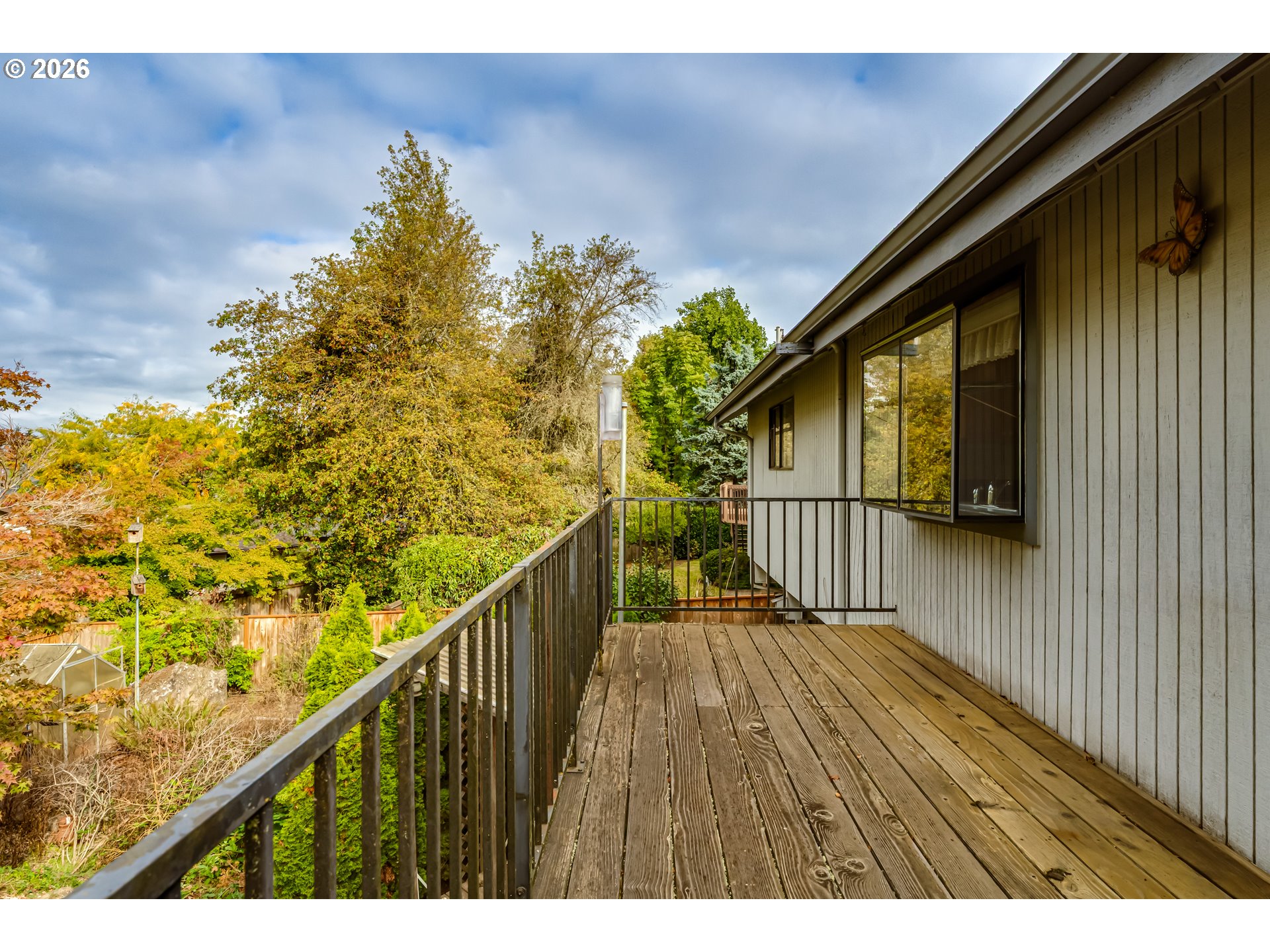 670 Woodcrest Dr Property Photo 22