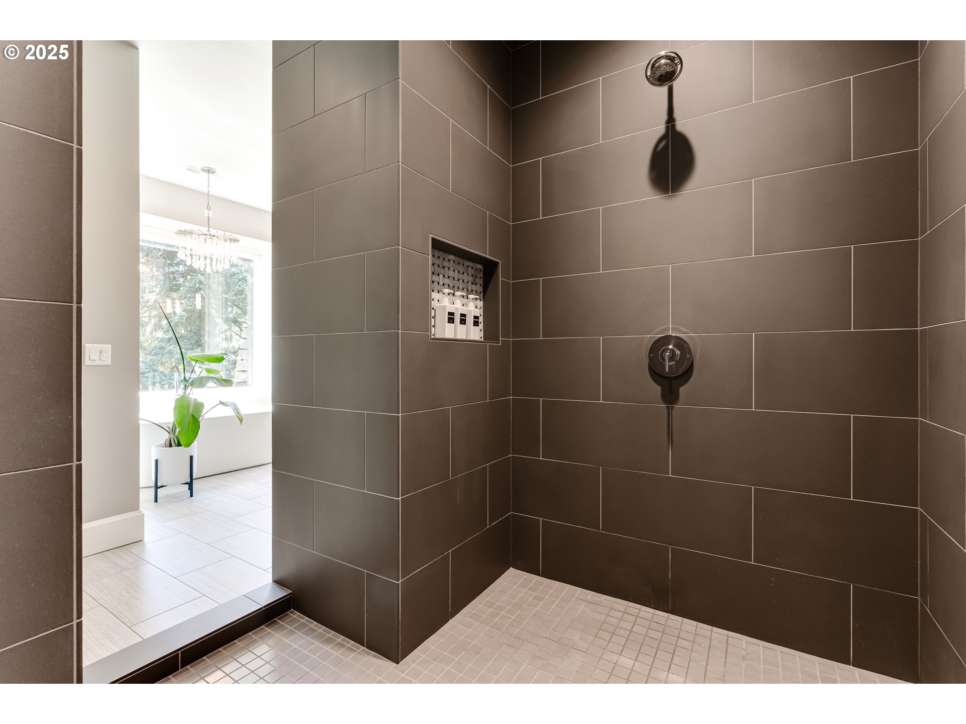 3944 Los Altos Ln Property Photo 21