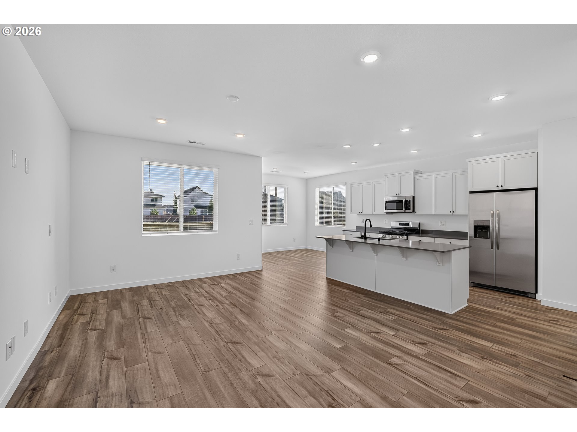 2321 Ash St Property Photo 8