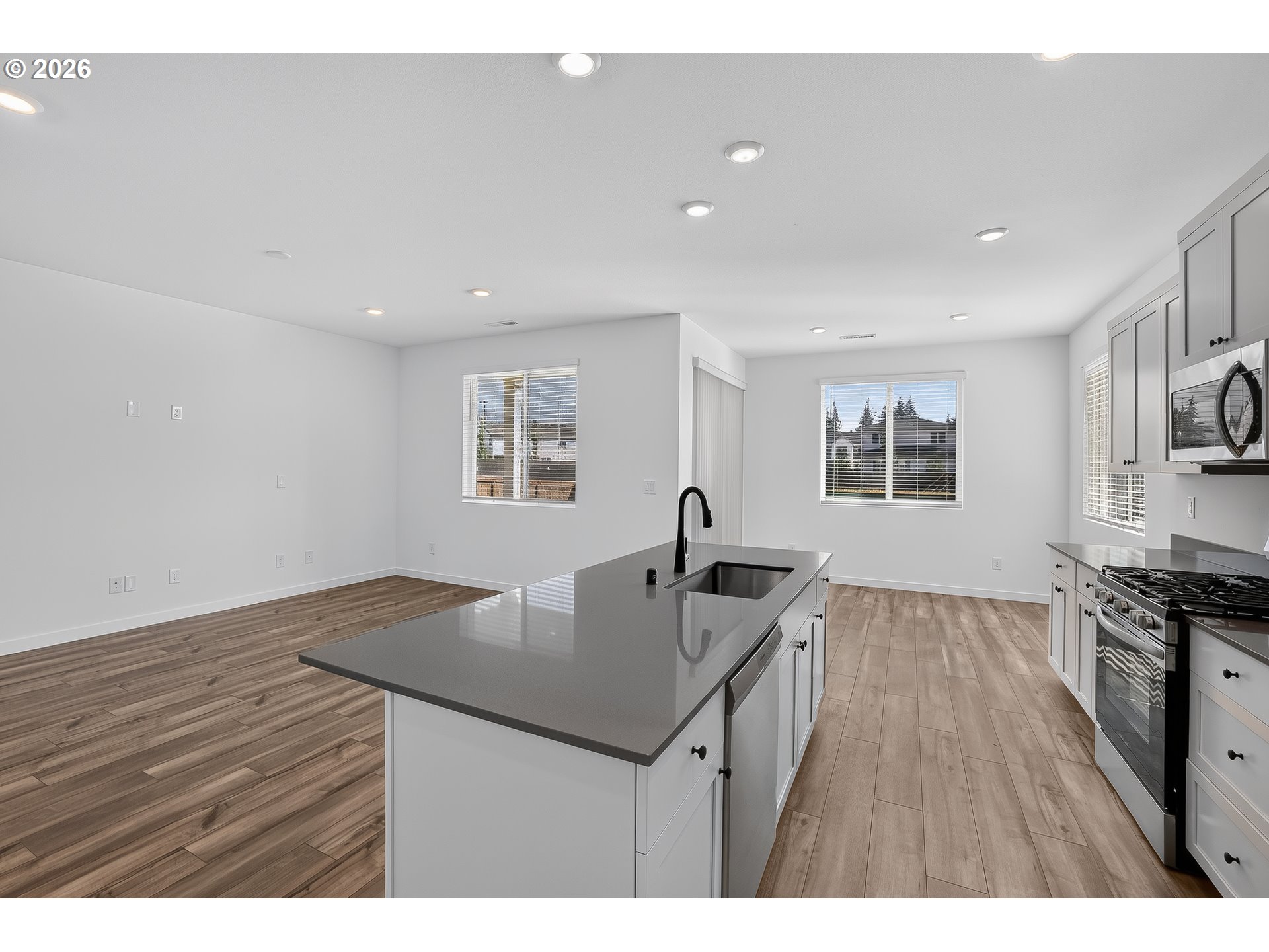2321 Ash St Property Photo 16
