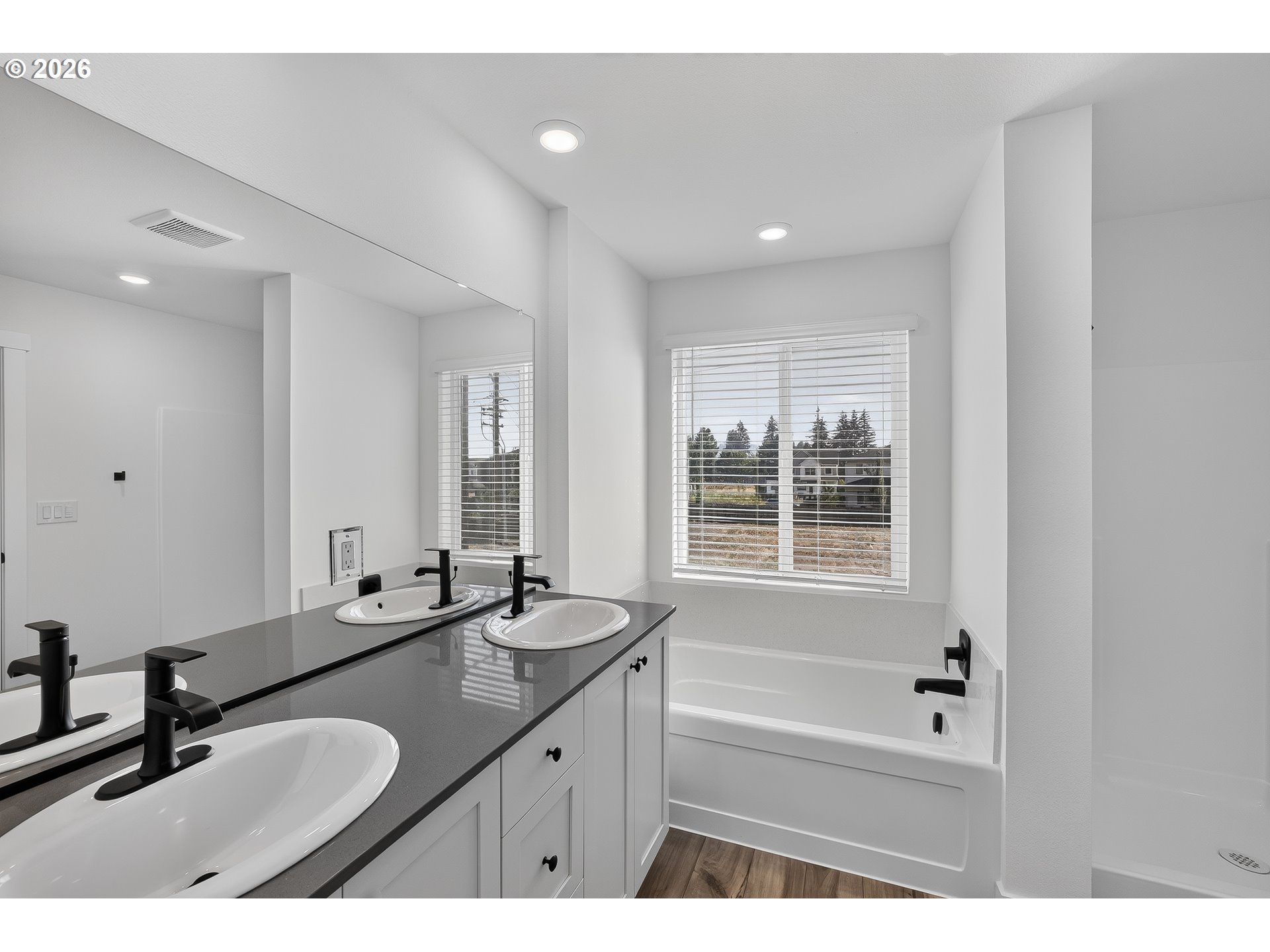 2321 Ash St Property Photo 22