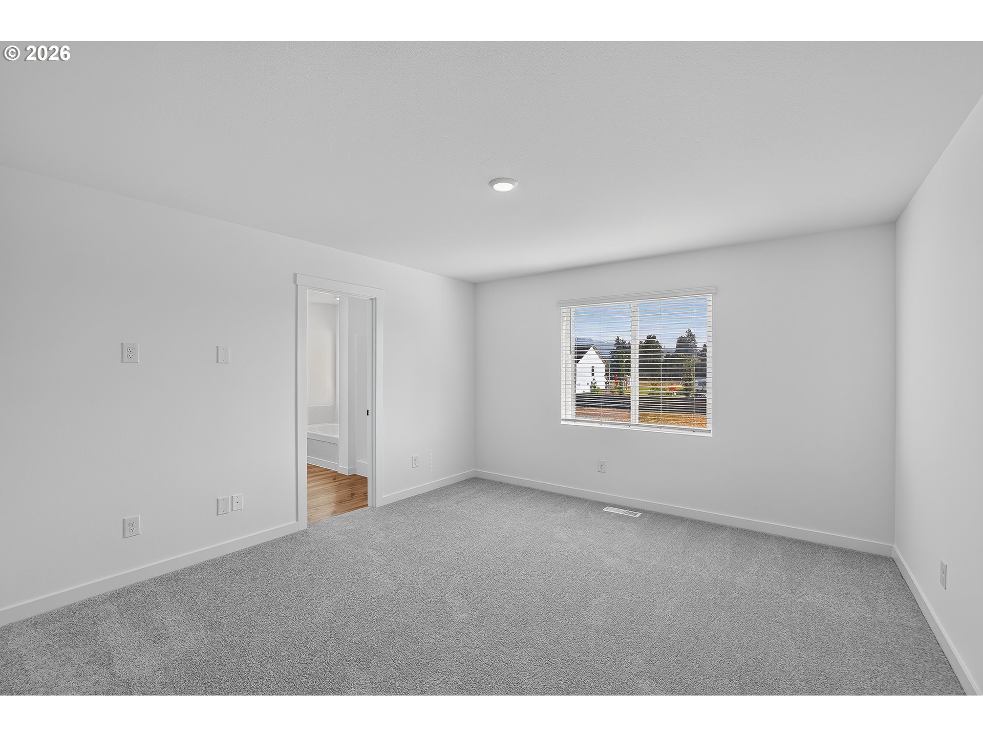 2321 Ash St Property Photo 25