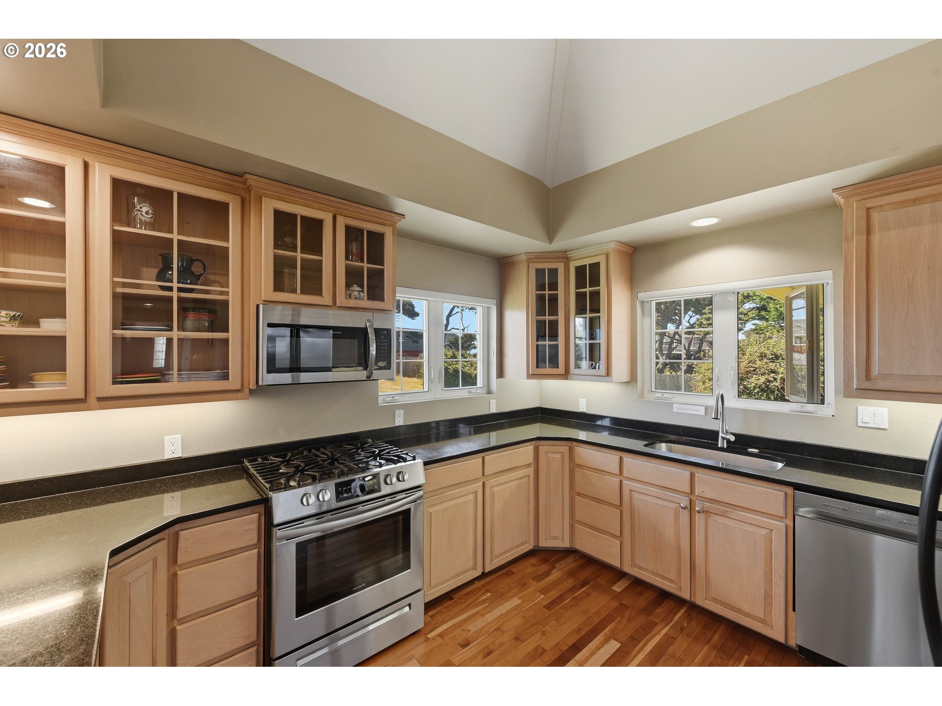 1337 Beach Loop Dr Property Photo 17