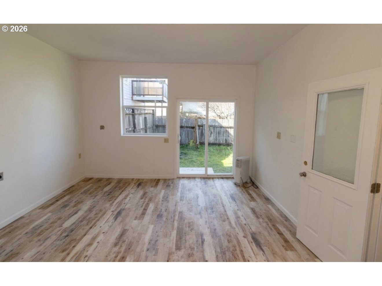239 Maple St Property Photo 16