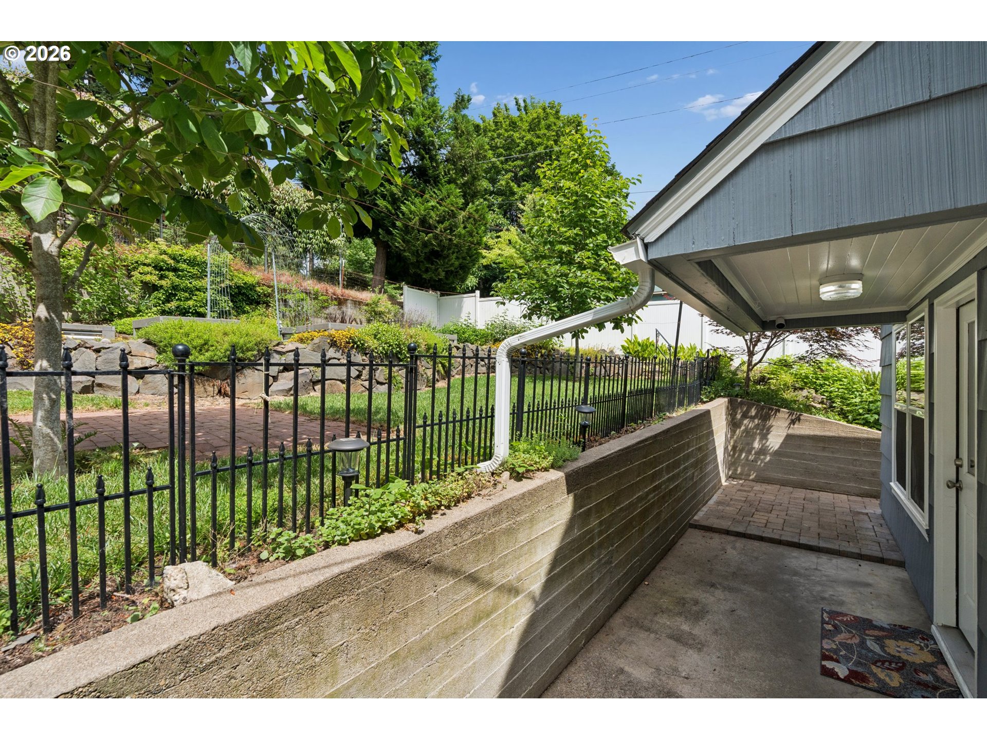 1605 Summer St Property Photo 38