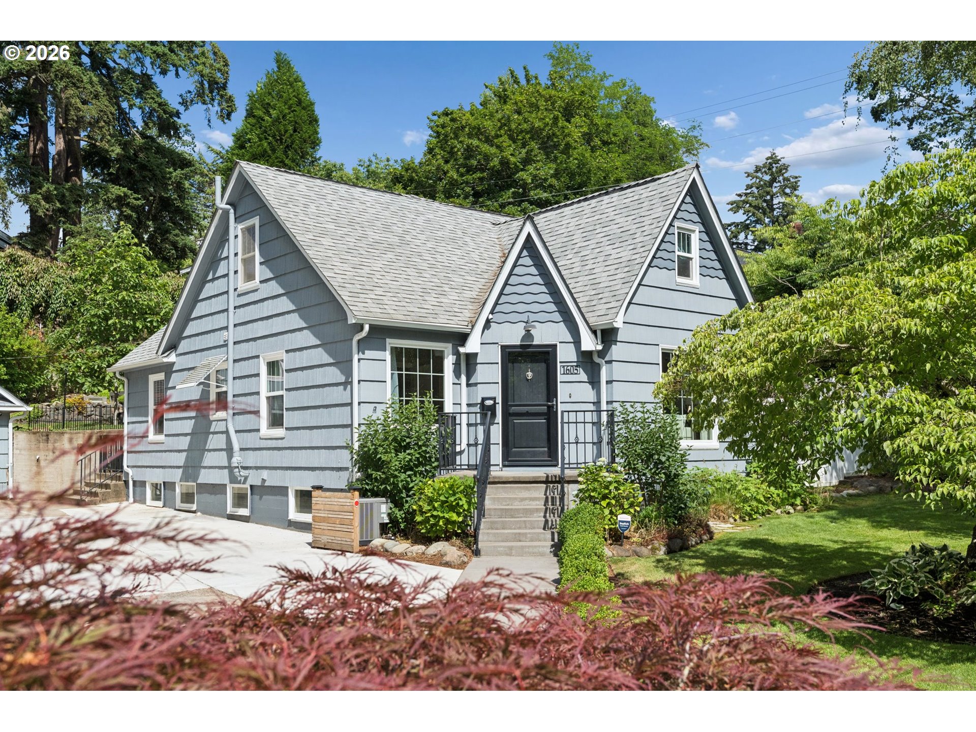 1605 Summer St Property Photo 39