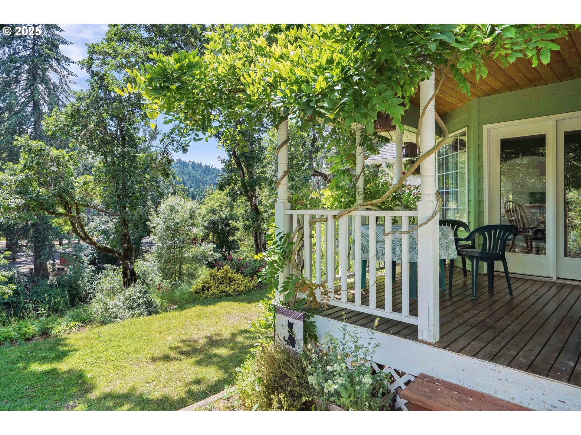 17576 Abiqua Rd Property Photo 10