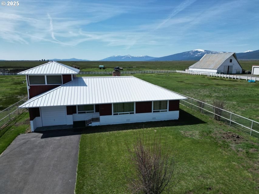 9800 SEVEN MILE RD