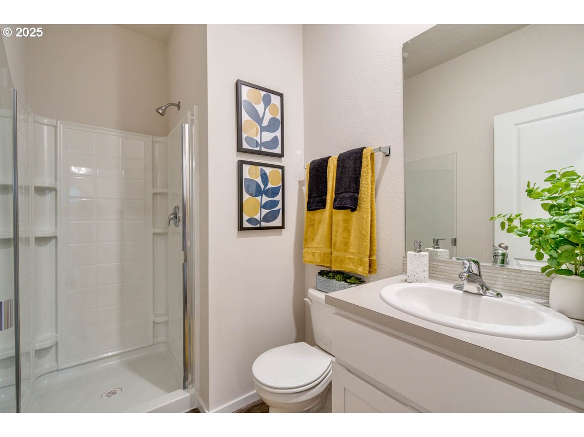 451 Pietro Ave Ne Property Photo 5