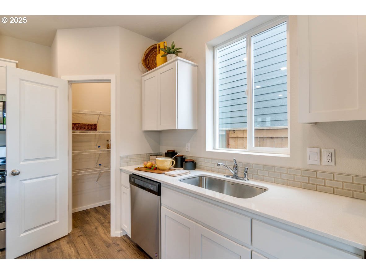 451 Pietro Ave Ne Property Photo 14