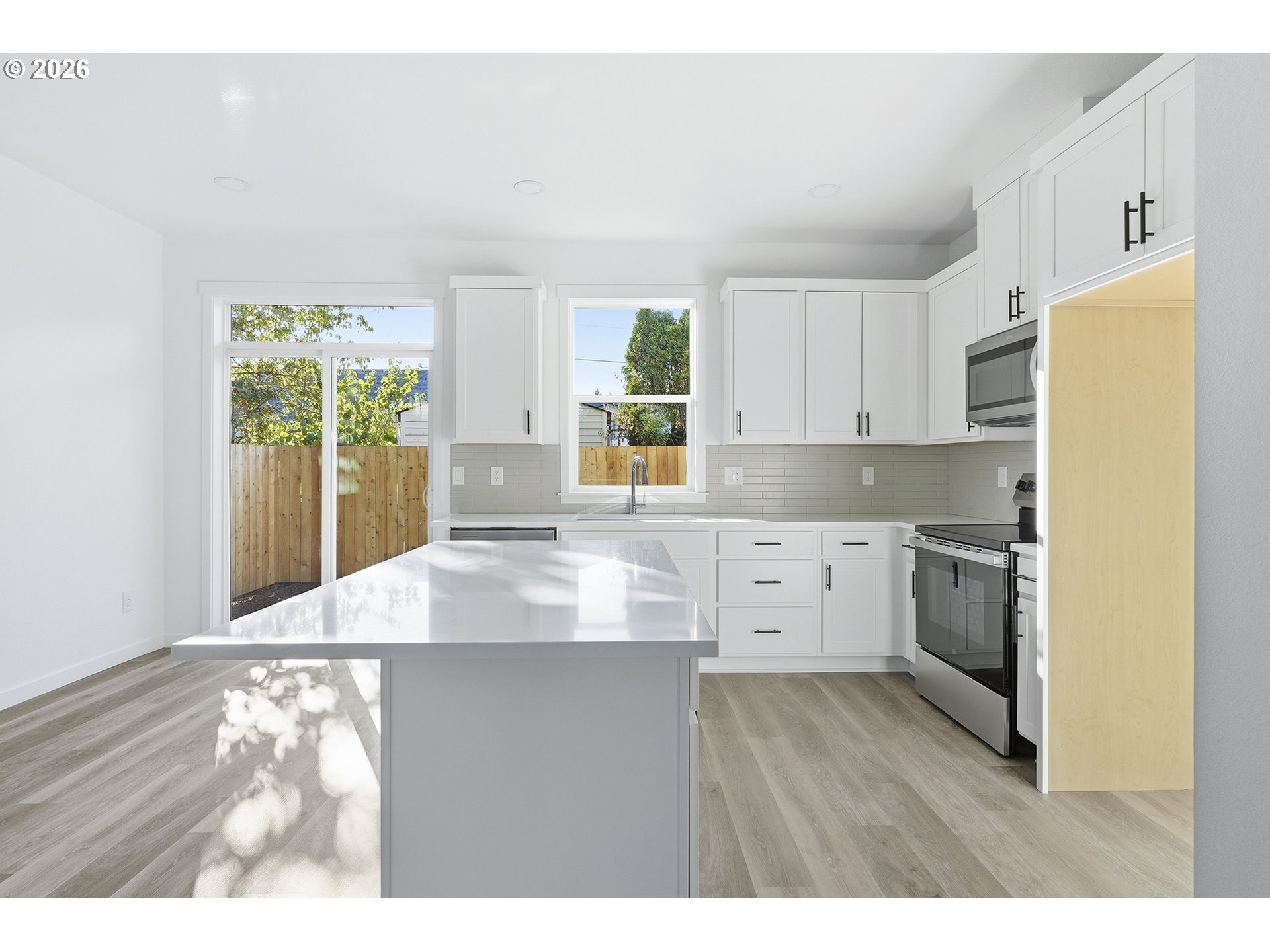 8722 Se Bybee Blvd Property Photo 8