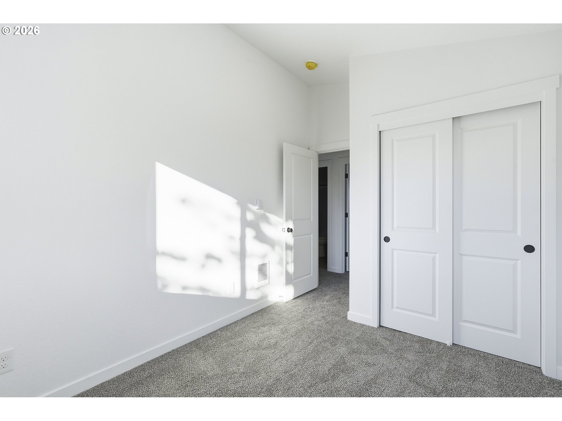 8722 Se Bybee Blvd Property Photo 17