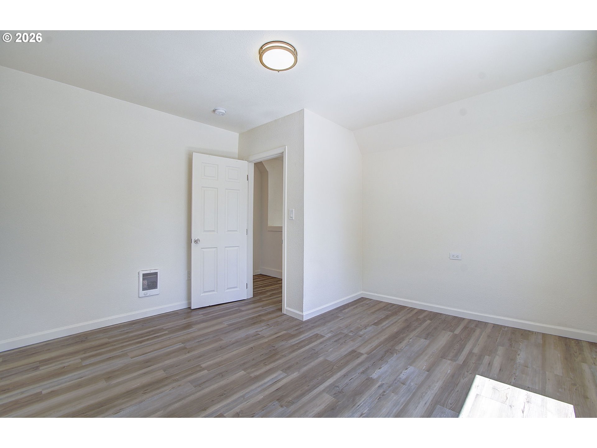 3209 Bridge St Property Photo 23