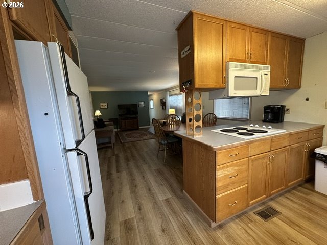 3760 Highway 101 18 Property Photo 7