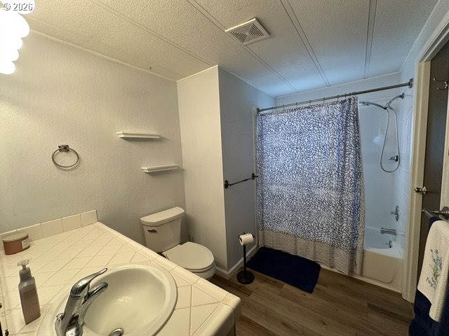 3760 Highway 101 18 Property Photo 13