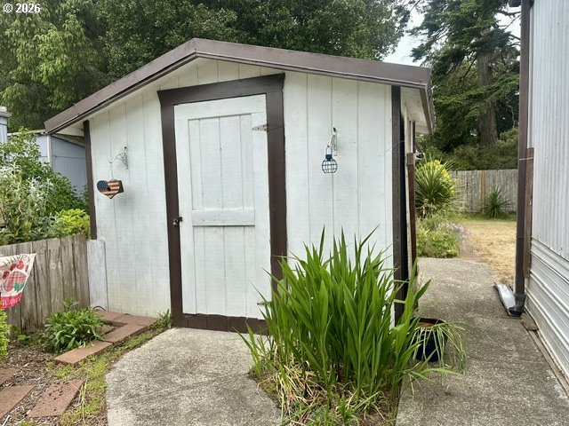 3760 Highway 101 18 Property Photo 25