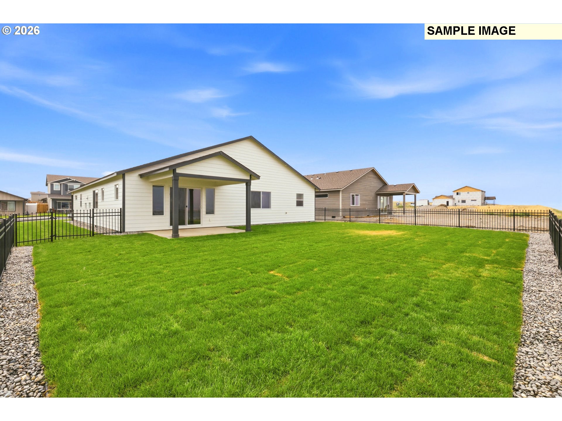 577 Taft St Property Photo 35