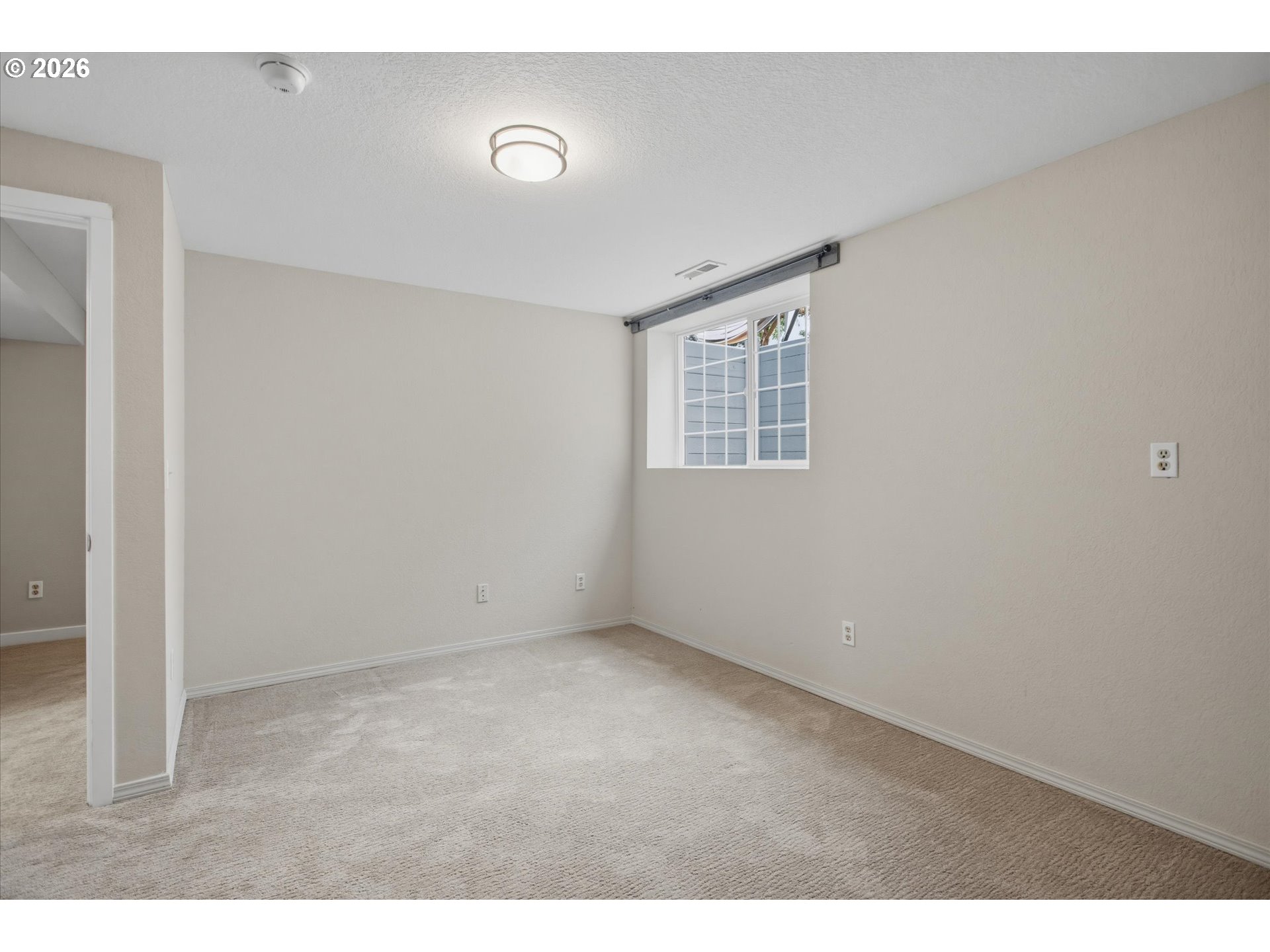 1517 N Locust St Property Photo 14