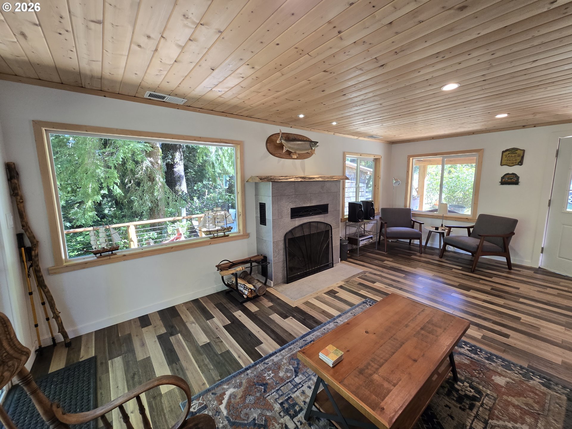 78572 Highway 53 Property Photo 5