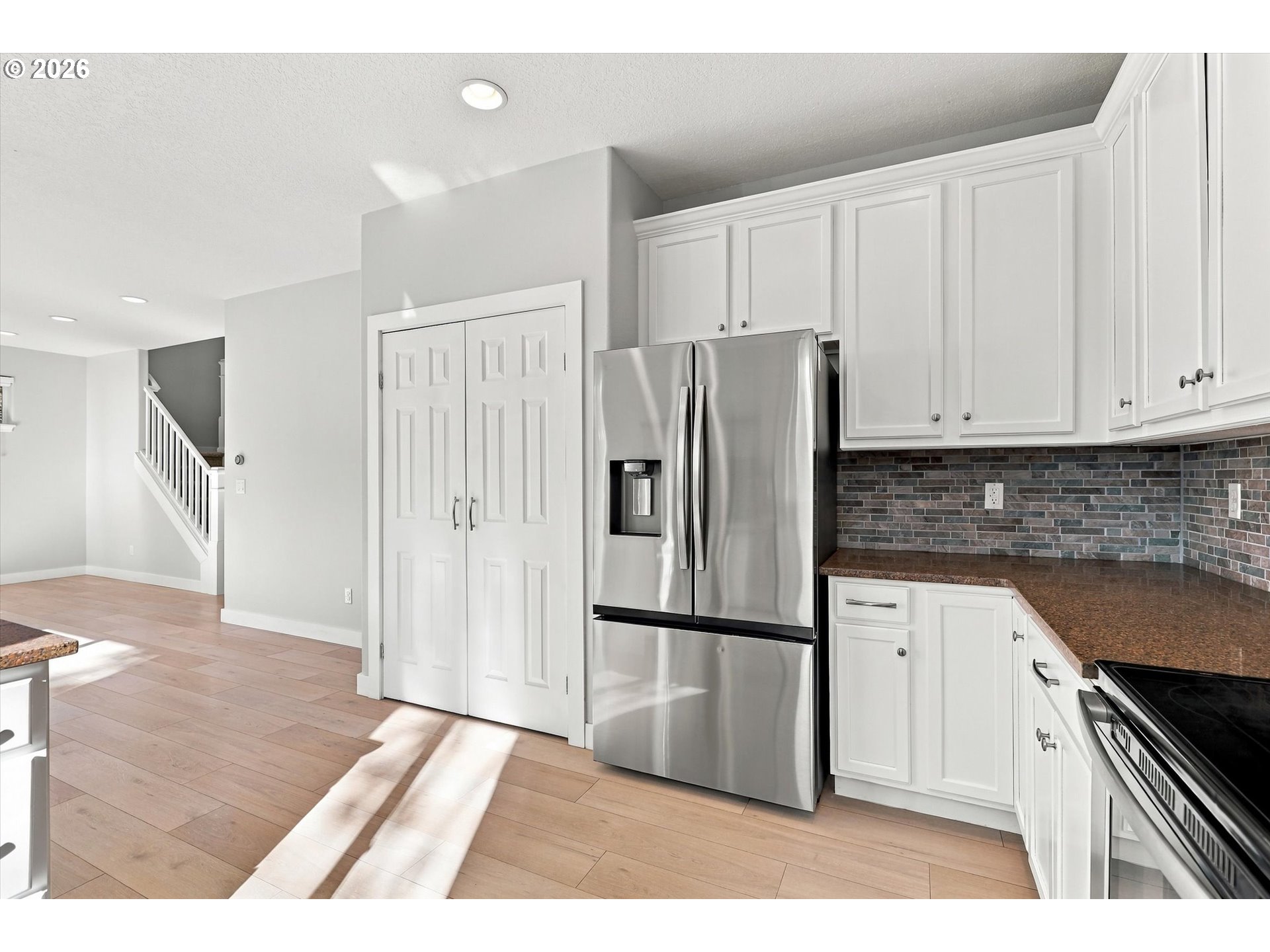 607 10th Ct Property Photo 15