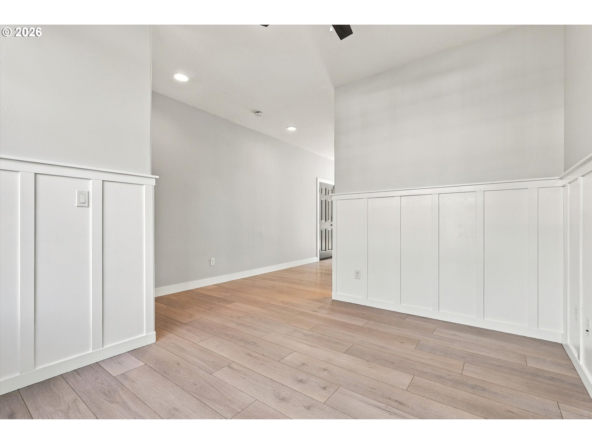 607 10th Ct Property Photo 18