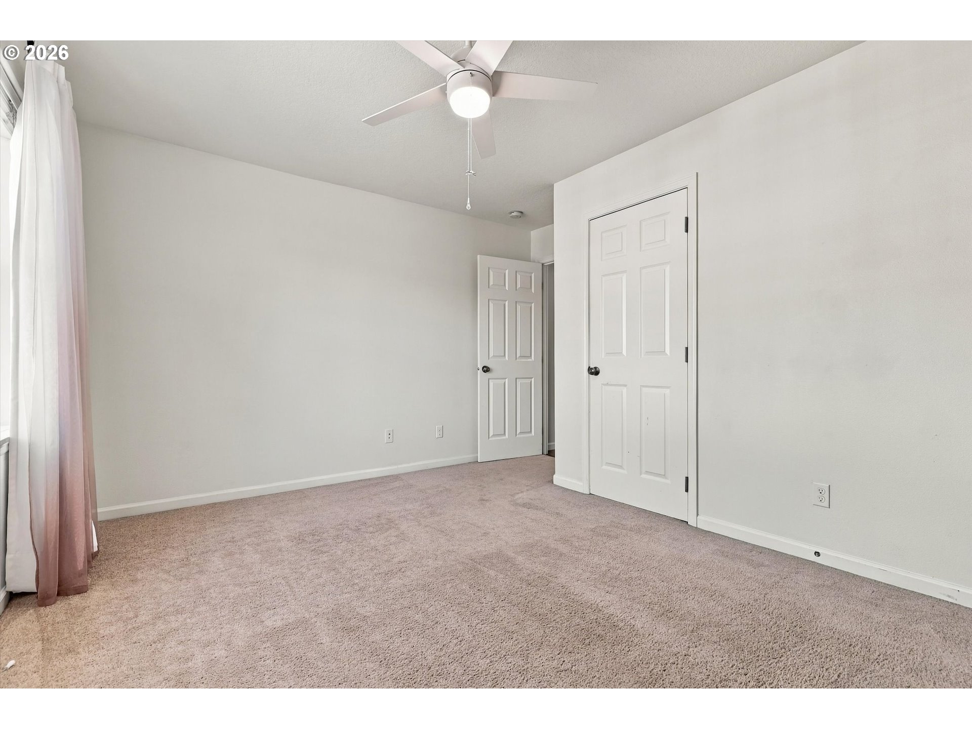 607 10th Ct Property Photo 30
