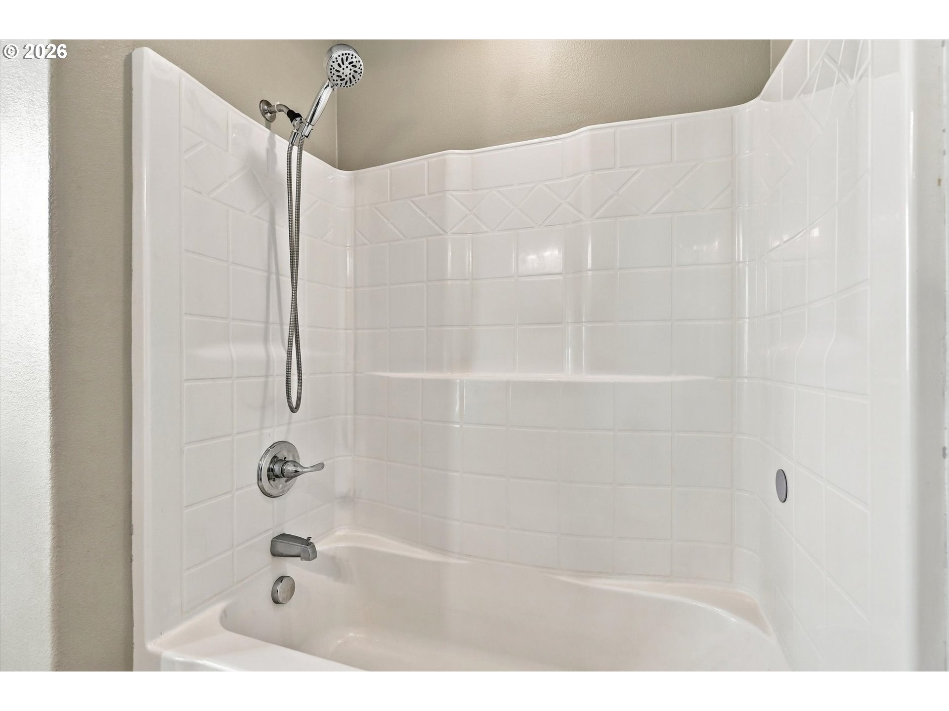 607 10th Ct Property Photo 36