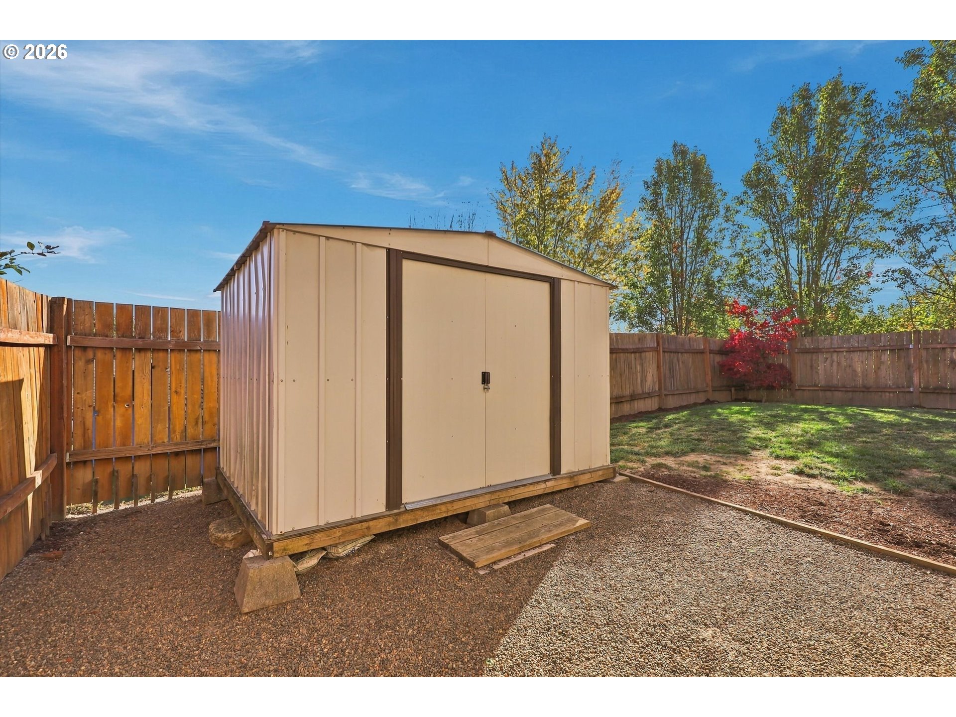 607 10th Ct Property Photo 40