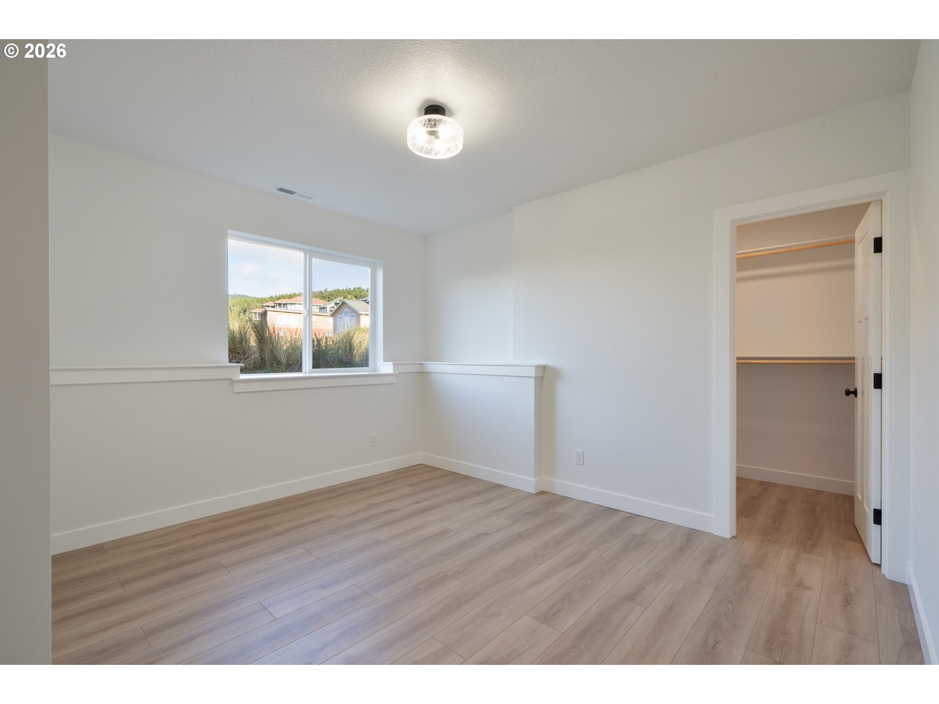 120 Crescent St Property Photo 23