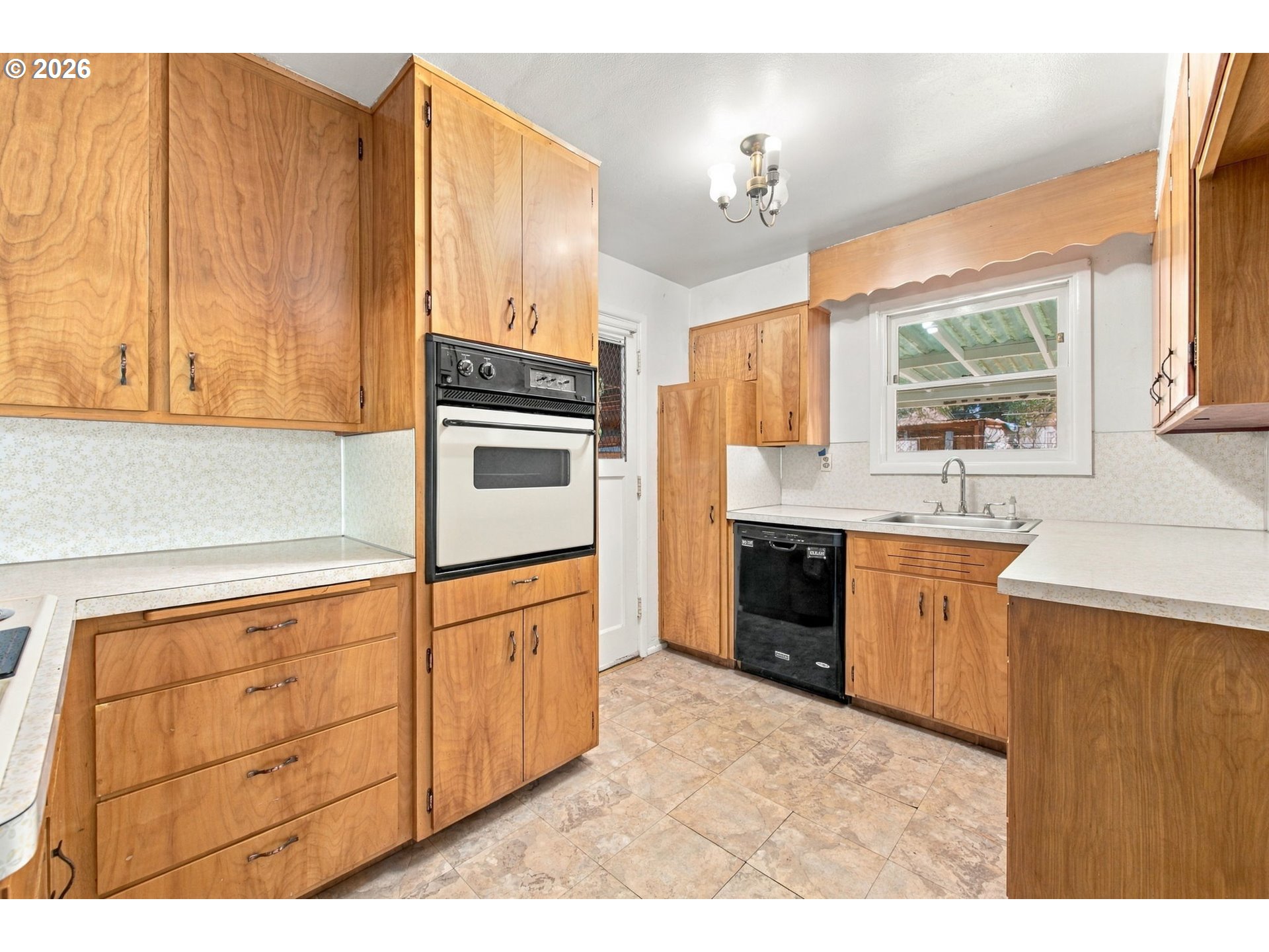 3265 Oriole St Property Photo 12