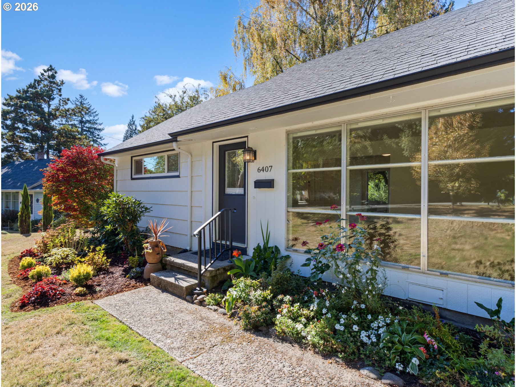 6407 Sw 47th Pl Property Photo 3