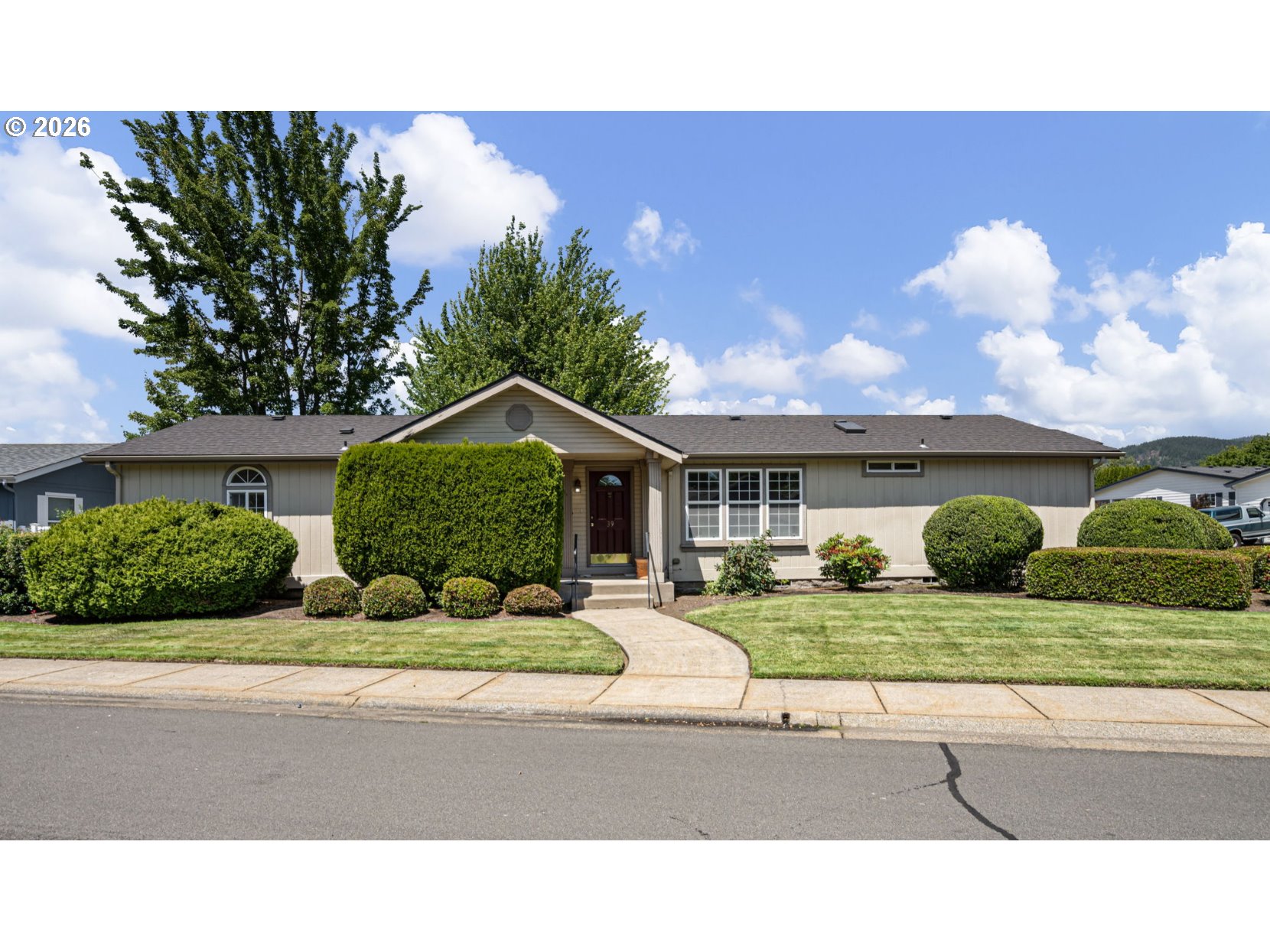 3220 CRESCENT AVE 39 Property Photo 1