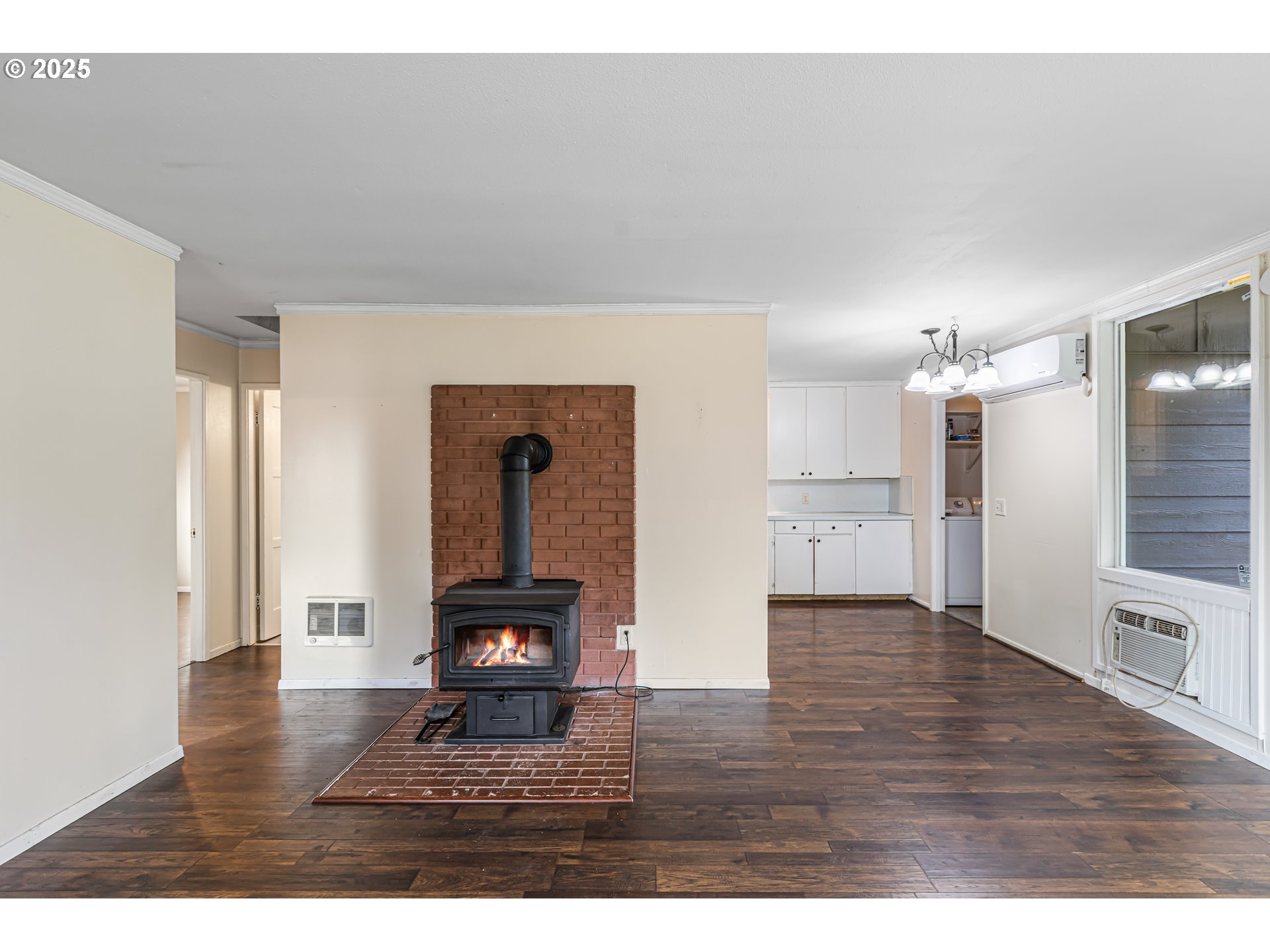 532 2nd St Property Photo 10